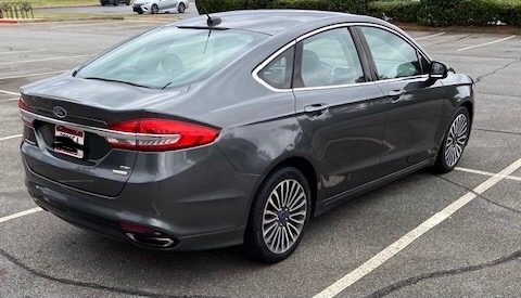 2017 Ford Fusion SE - Photo 11